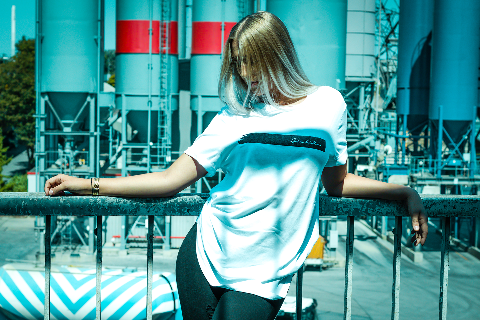 Alive thirteen Black Diamond Stripe